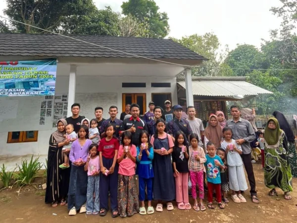 CBR Club Indonesia (CCI) Sukabumi Gelar Bakti Sosial untuk Korban Bencana Alam