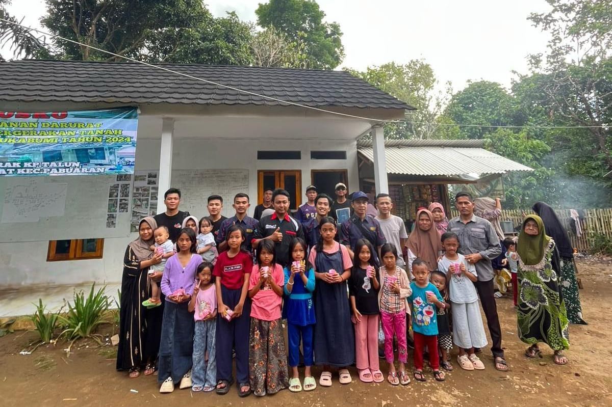 CBR Club Indonesia (CCI) Sukabumi Gelar Bakti Sosial untuk Korban Bencana Alam