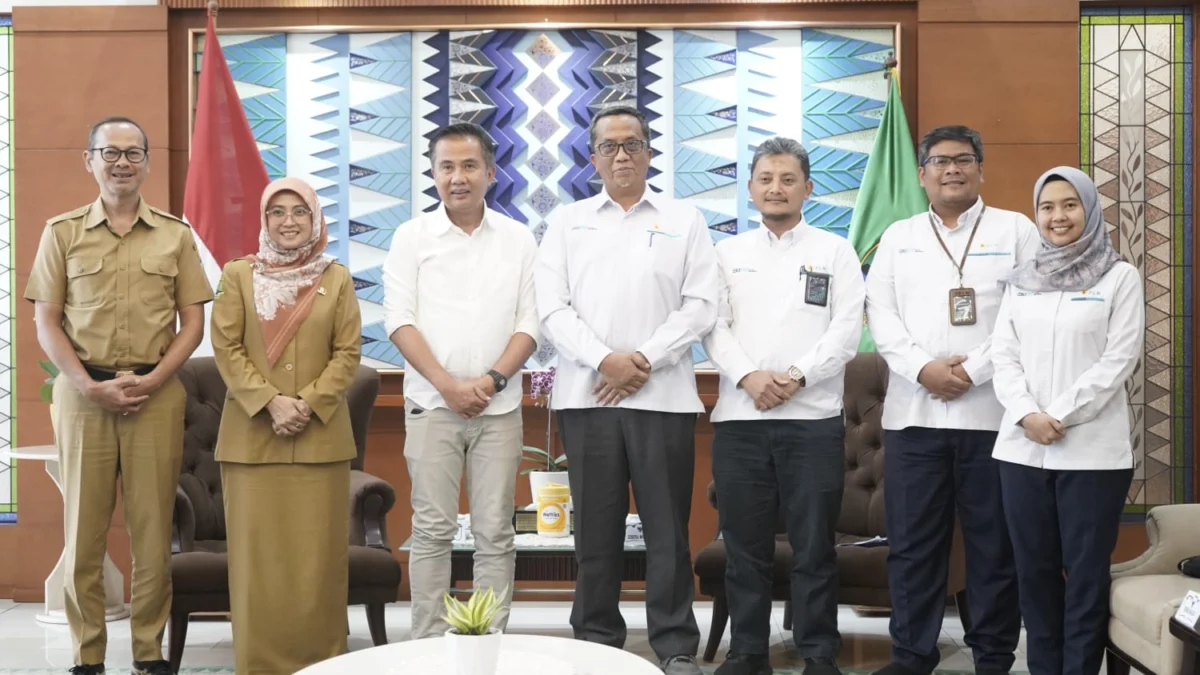 Pj Gubernur Jabar, Bey Machmudin, Sambut Positif Kenaikan Transaksi SPKLU PLN Periode Nataru 2024/2025