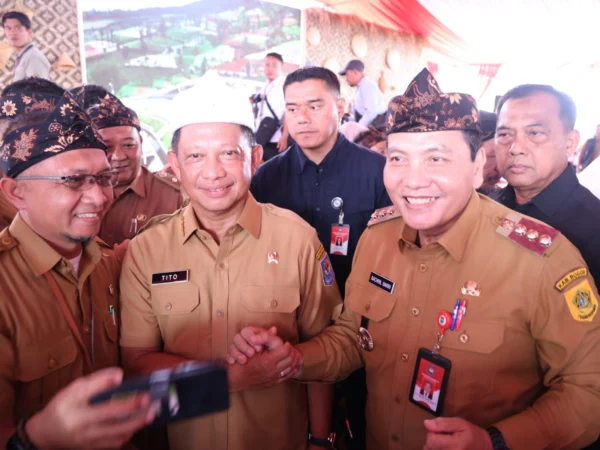 Peringati Hari Desa Nasional 2025, Bachril Bakri Hadiri Pencanangan Gema Tandan di Sumedang. Dok. Diskominfo