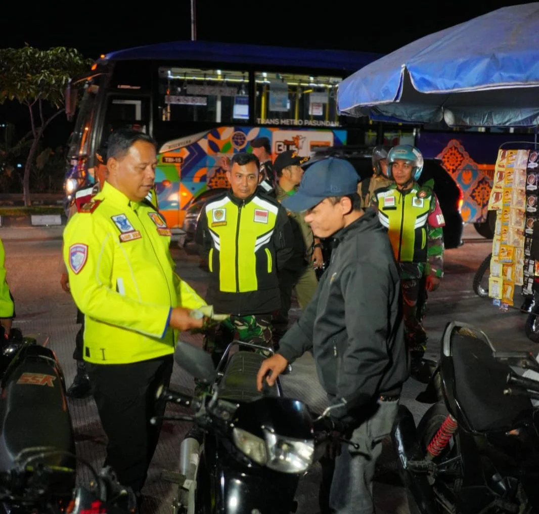 Kepolisian Resor Kota (Polresta) Bandung menggelar Kegiatan Rutin Yang Ditingkatkan (KRYD) di Soreang, Kabupaten Bandung pada Sabtu (18/1) malam. Foto Istimewa