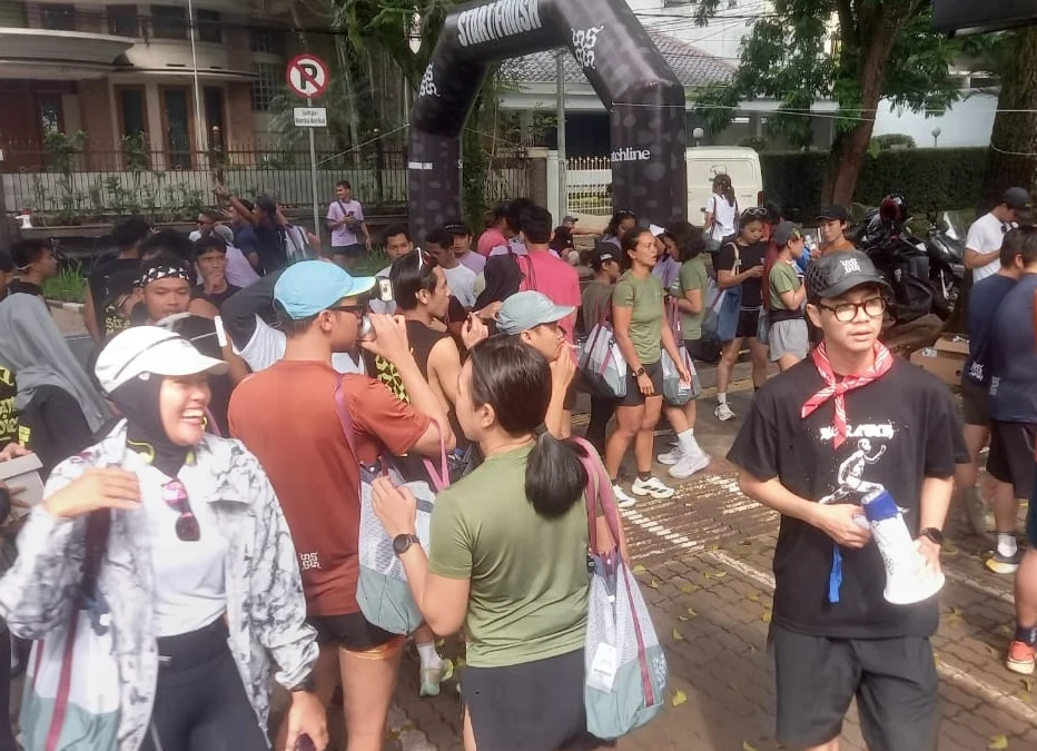 Salah satu Apparel ternama di Kota Bandung Scrath Running Line menggelar Charity Fun Run dengan konsep aksi donasi untuk pendidikan.