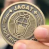 Tantangan Treasure Hunt di Aplikasi Penghasil Uang Jagat, berikan tugas kepada para pengguna untuk mencari harta karun koin secara offline.