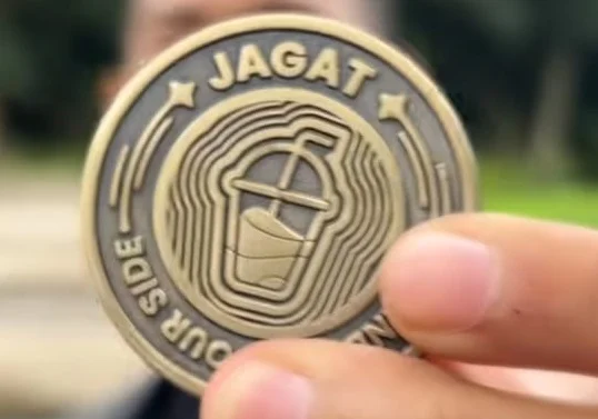 Tantangan Treasure Hunt di Aplikasi Penghasil Uang Jagat, berikan tugas kepada para pengguna untuk mencari harta karun koin secara offline.