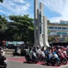 Tugu Pahlawan di Kota Bandung yang jadi sasaran aksi vandalisme. (son / Jabar Ekspres)