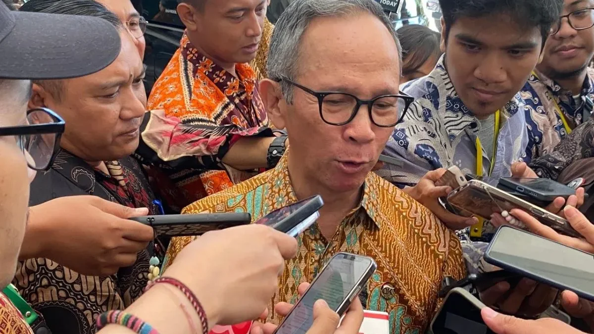 Ketua Dewan Komisioner Otoritas Jasa Keuangan (OJK) Mahendra Siregar. (foto/ANTARA)