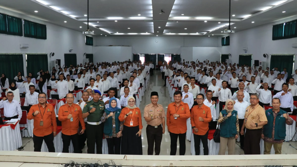 Badan Kepegawaian Nasional (BKN) melalui BKPSDM resmi mengumumkan hasil seleksi Pegawai Pemerintah dengan Perjanjian Kerja (PPPK) periode 1 bagi eks tenaga honorer Kategori II dan tenaga Non ASN di lingkungan Pemkab Bandung. Foto Istimewa