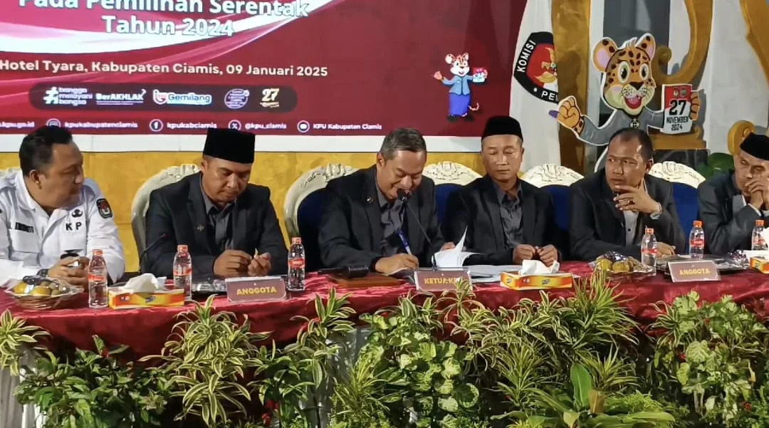 KPU Kabupaten Ciamis saat menggelar pleno penetapan Bupati terpilih, Kamis 9 Januari 2025. (Cecep Herdi/Jabar Ekspres)