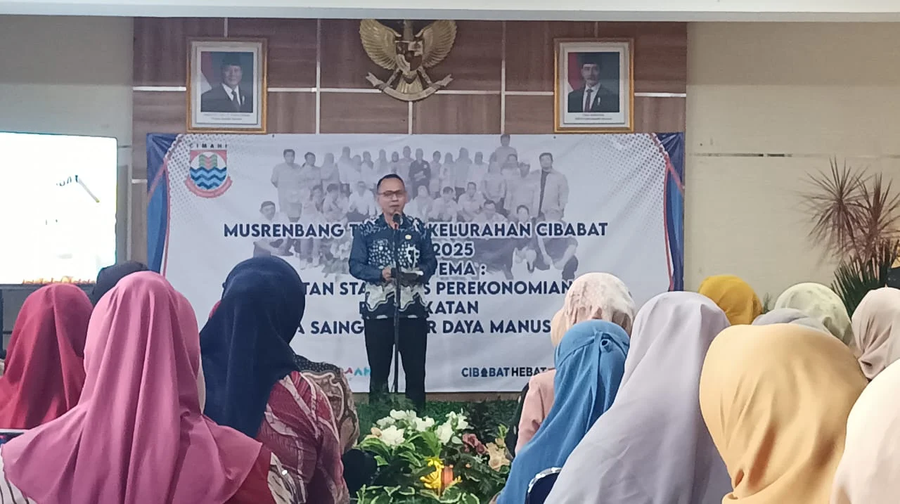 Lurah Cibabat, Muhammad Faisal saat Memberikan Sambutan dalam Musrenbang Tingkat Kelurahan/Firman Satria/Jabar Ekspres/