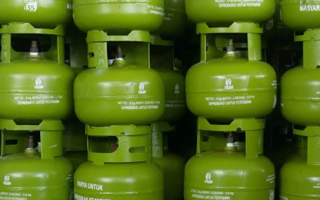 Kelangkaan Gas Elpiji 3 Kg: Kuota Dipangkas, Stok Menipis, Warga Resah