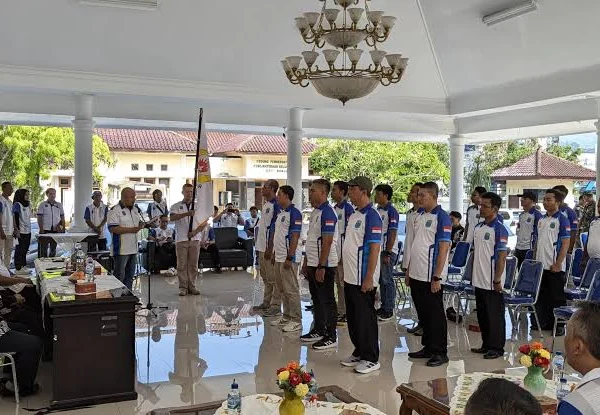 Sebanyak 40 Koordinator Olahraga Kecamatan (KOK) dilantik sebelum pelaksanaan Pekan olah raga kota jilid 1 tahun 2024. Kini ramai, hadiah juara umum Rp25 juta belum cair. (Cecep Herdi/Jabar Ekspres)