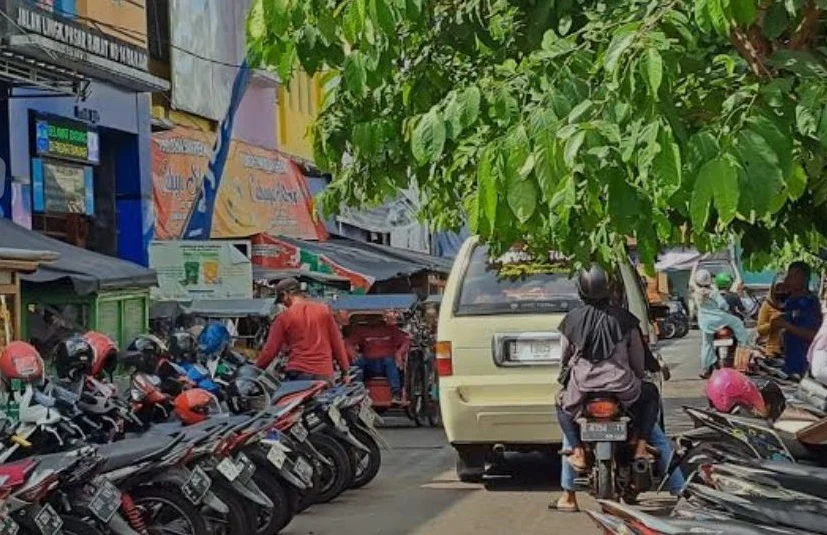 Pendapatan parkir Dinas Perhubungan (Dishub) Kabupaten Bandung sepertinya masih harus terus digenjot perolehannya.   