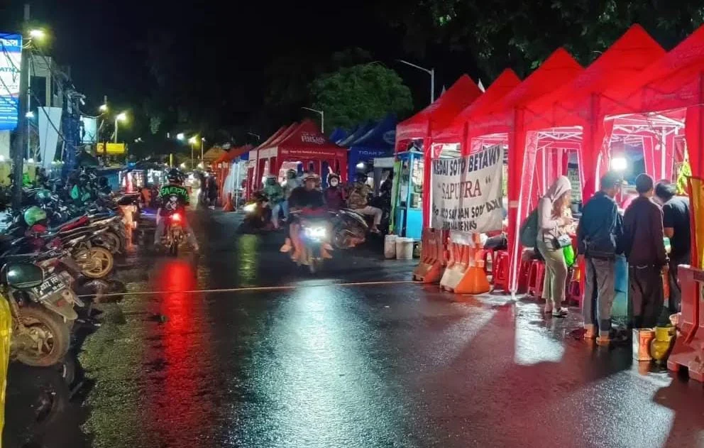 Ilustrasi: Sejumlah lapak PKL yang berjualan di kawasan Alun-alun Kota Bogor, Jalan Dewi Sartika, Kecamatan Bogor Tengah. (Yudha Prananda / Jabar Ekspres)