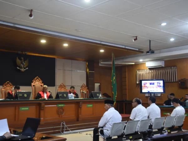 Sidang pertama kasus Bandung Smart City di Pengadilan Negeri Bandung, Selasa (11/2). Foto: Dimas Rachmatsyah / Jabar Ekspres