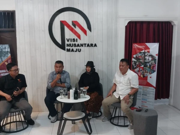 Rudy Susmanto dan Ade Ruhandi telah resmi ditetapkan oleh Komisi Pemilihan Umum (KPU) Kabupaten Bogor sebagai Bupati dan Wakil Bupati terpilih.