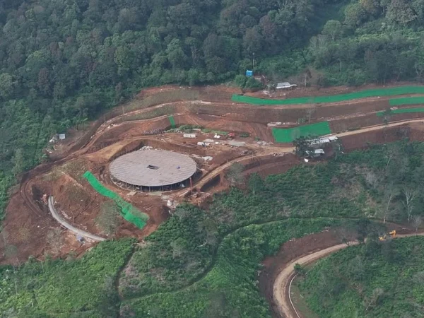 Aksi pembukaan lahan berkala besar di lereng Gunung Tangkuban Parahu. Dok istimewa