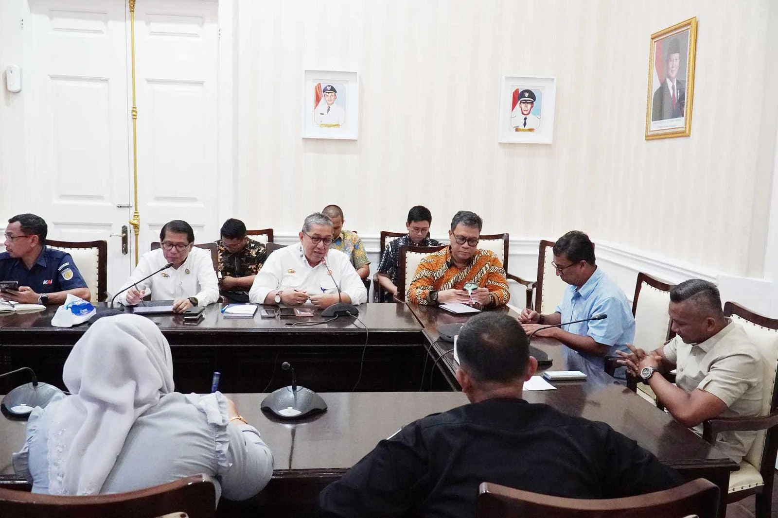 Jajaran BNPB saat melakukan rapat koordinasi dengan Pemkot Bogor. (Yudha Prananda / Jabar Ekspres)