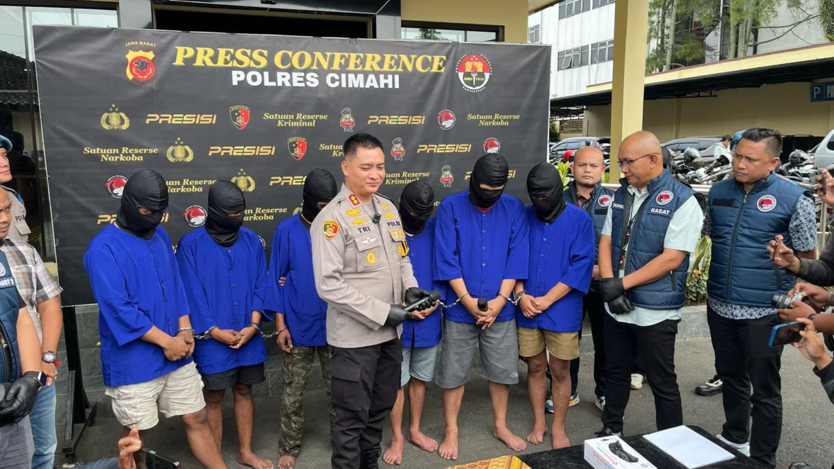 Gelara perkara kasus konsumsi narkoba jenis sabu yang menyeret Ketua Bawaslu Bandung Barat/Foto: Firman Satria/Jabar Ekspres/