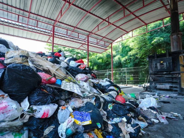 Warga Desak TPS Kamisama Serahkan Layanan Sampah ke DLH Kota Banjar
