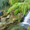 Warga habiskan waktu liburan di Wisata Alam Sindang Geulis Kahuripan di Kecamatan Cikalongwetan, Kabupaten Bandung Barat. Rabu (2/5). Dok Jabar Ekspres/Suwitno