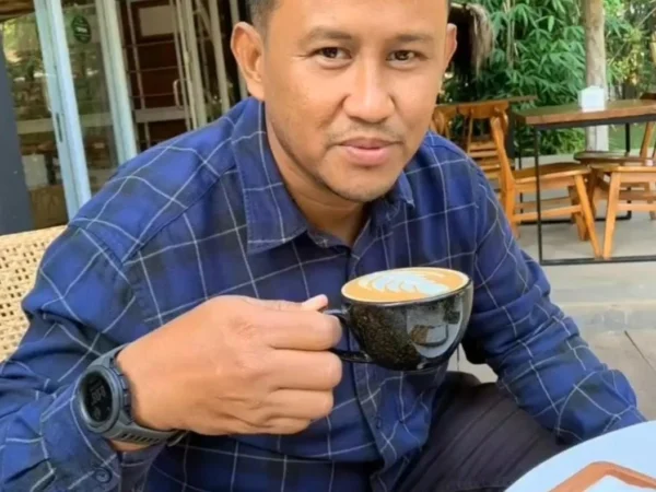 Jurnalis Metro TV, Iwan Gumilar.