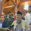 Wali Kota Cimahi, Ngatiyana saat di Pendopo DPRD Cimahi (mong)