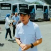 Wali Kota Bogor, Dedie A. Rachim saat meninjau kesiapan armada Biskita Transpakuan di Pool Terminal Bubulak, Kota Bogor. (Yudha Prananda / Jabar Ekspres)