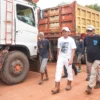Gubernur Jabar Dedi Mulyadi (tengah) saat melakukan peninjauan lokasi tambang