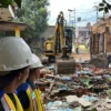 Pemkot Cimahi mulai Pembongkaran dan Penataan Jalan Bunderan Cihanjuang (mong)