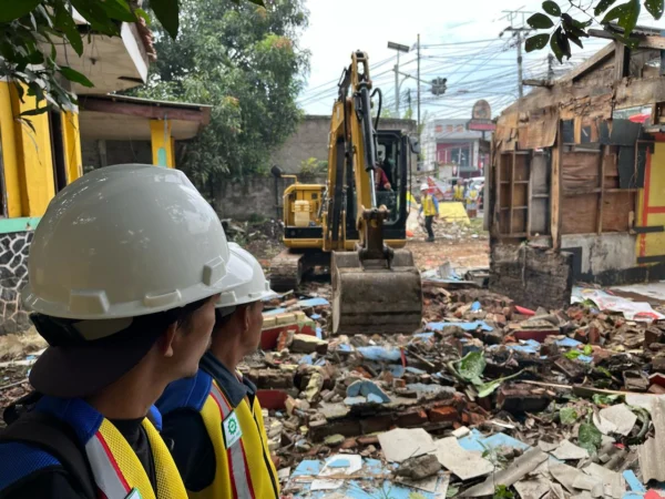 Pemkot Cimahi mulai Pembongkaran dan Penataan Jalan Bunderan Cihanjuang (mong)