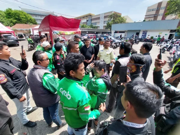 Mitra Grab Bandung Kecewa Dengan Skema Akses Hemat Grab