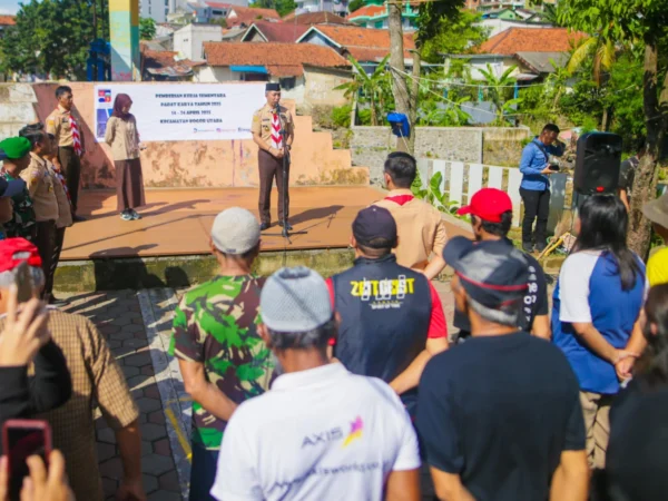 Pelaksanaan Padat Karya tingkat Kota Bogor di Kelurahan Bantarjati, Bogor Utara, Senin (14/4). (Yudha Prananda / Istimewa)