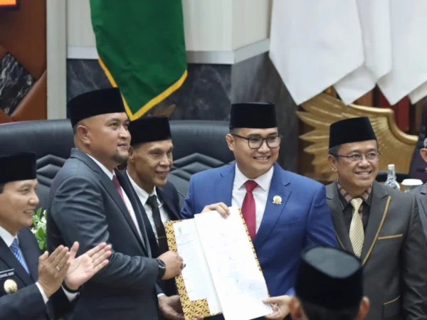 DPRD Kabupaten Bogor Tetapkan Rudy Susmanto dan Ade Ruhandi sebagai Bupati dan Wakil Bupati Terpilih, Sastra Winara: Kita Kawal Kebijakan Rakyat