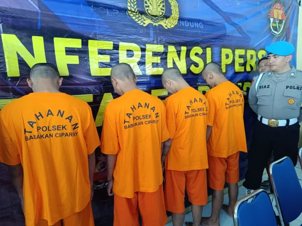 Dok. 4 orang pelaku curas berhasil diamankan oleh Polsek Babakan Ciparay. Selasa (22/4).