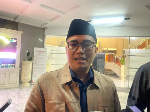 Ketua DPRD Kabupaten Bogor, Sastra Winara