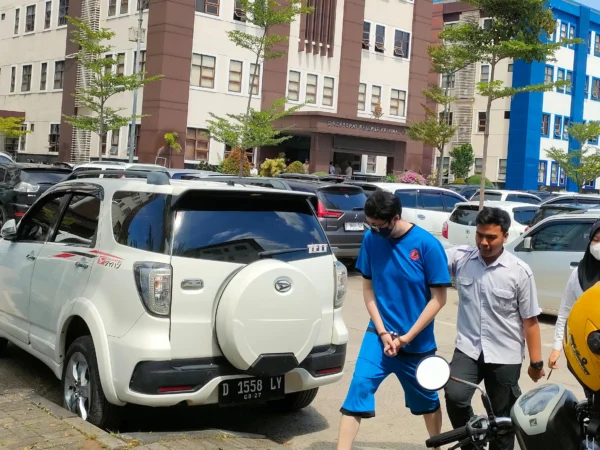 Dok. Tersangka kasus kekerasan seksual Priguna Anugerah Pratama (PAP). Foto. Sandi Nugraha.